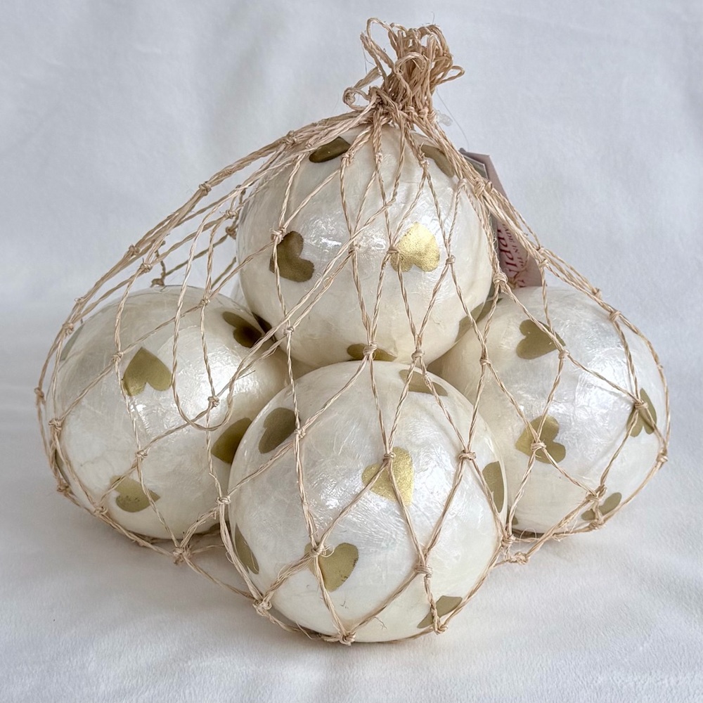 Capiz Gold Heart Painted Shell Ornaments, Set of 5 - Picture 3 of 7
